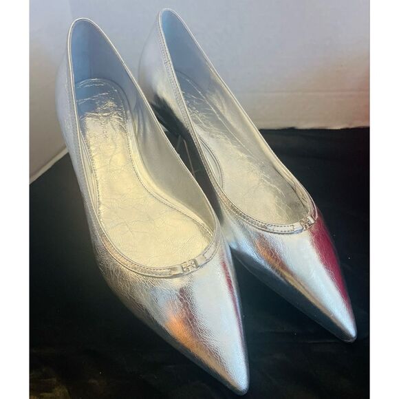 TORY BURCH
Double T Buckle Pointed-toe Flat In Shiny Silver Women’s Size 10M New - Picture 3 of 11